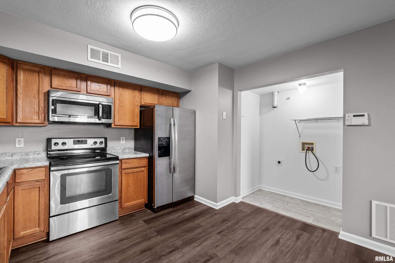 4600 GRAND Avenue Unit: Building B Unit