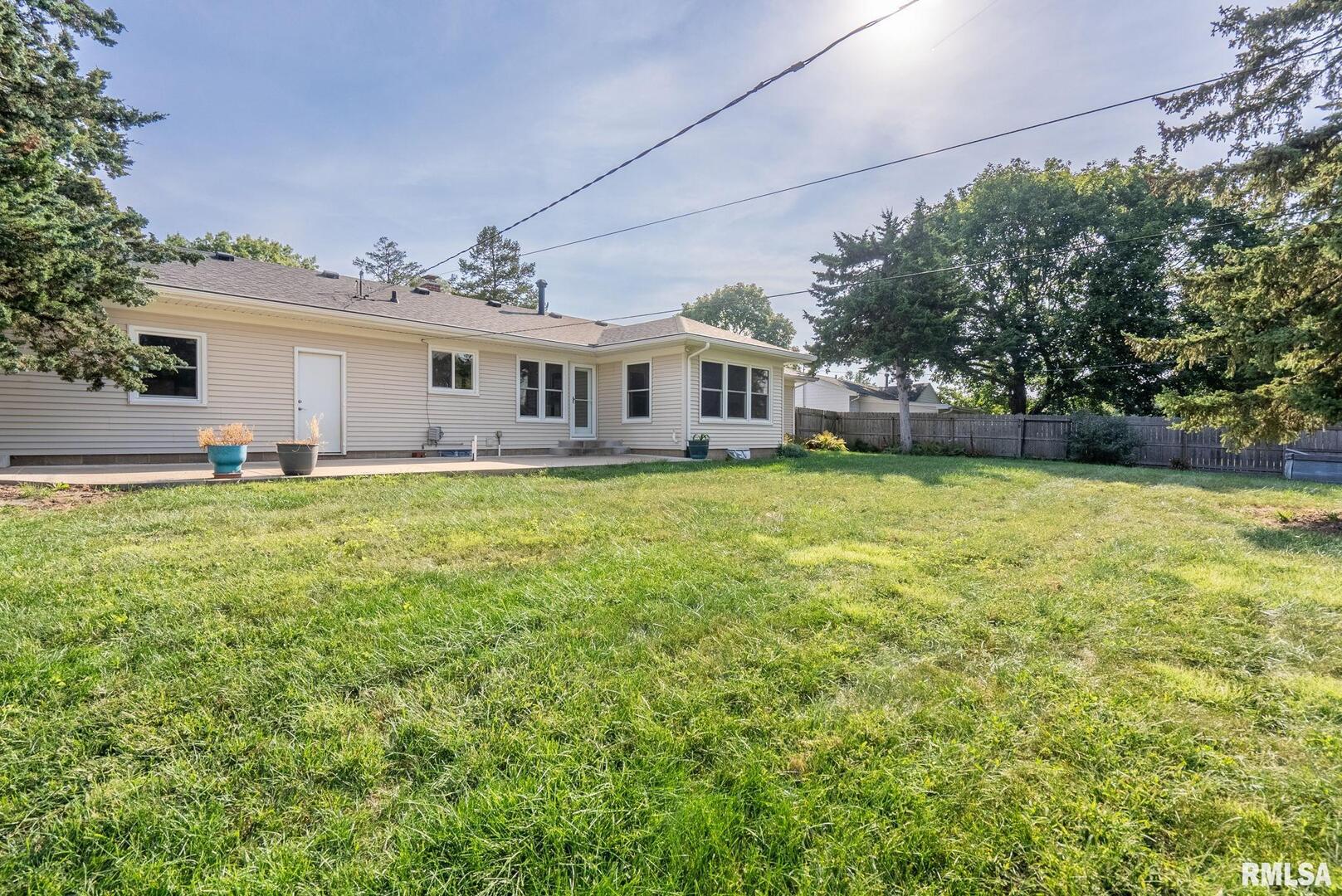 1726 SKYLINE Drive