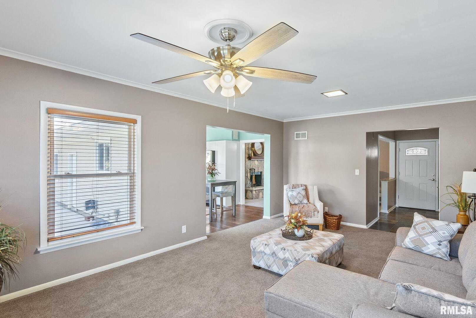 1726 SKYLINE Drive