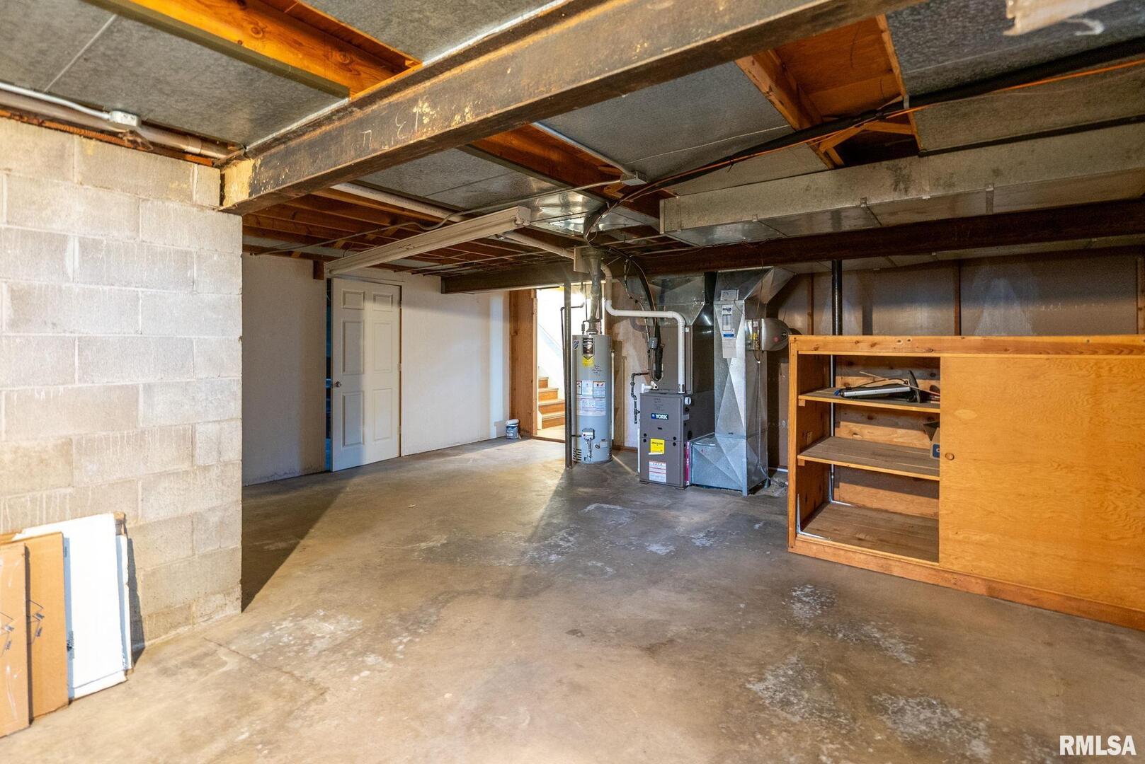 1726 SKYLINE Drive