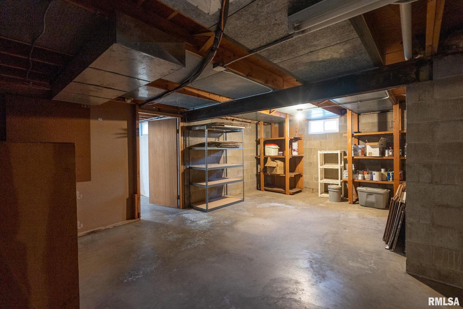 1726 SKYLINE Drive