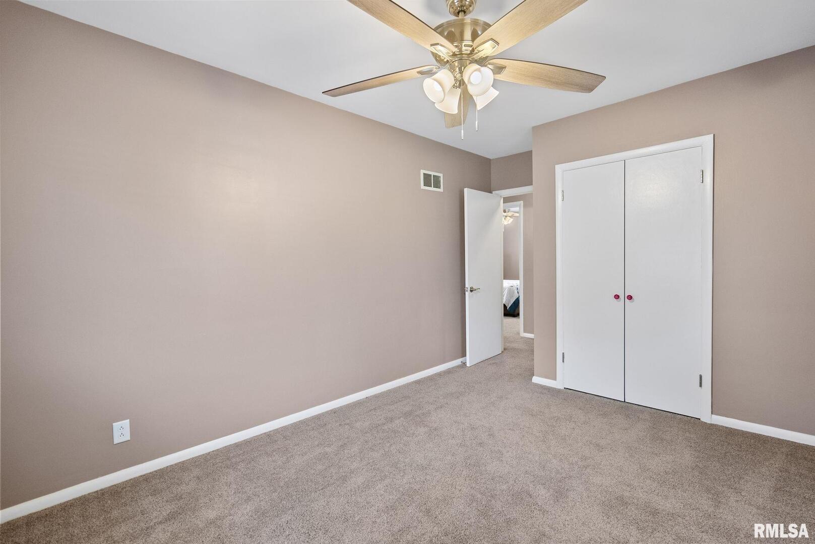 1726 SKYLINE Drive