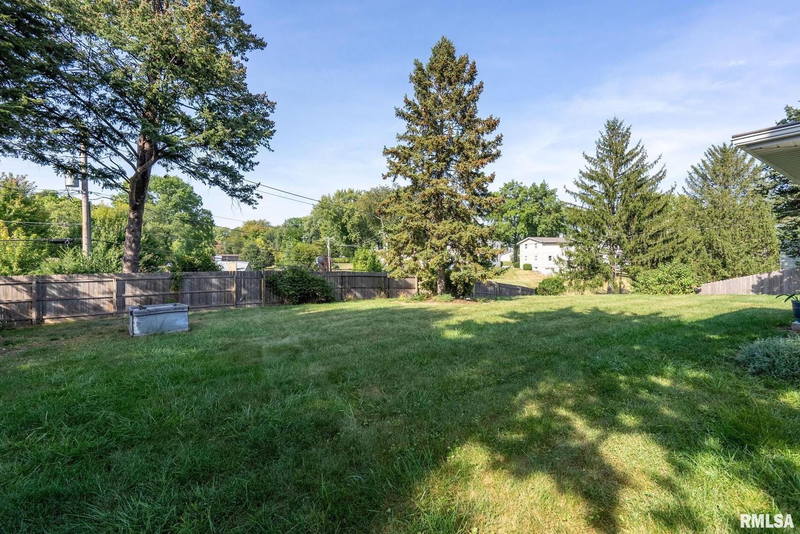 1726 SKYLINE Drive