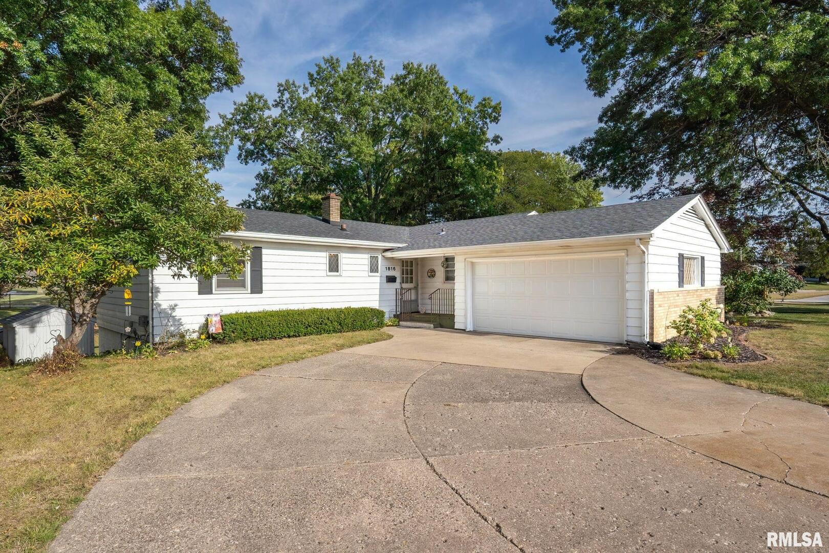 1816 40TH Street Court