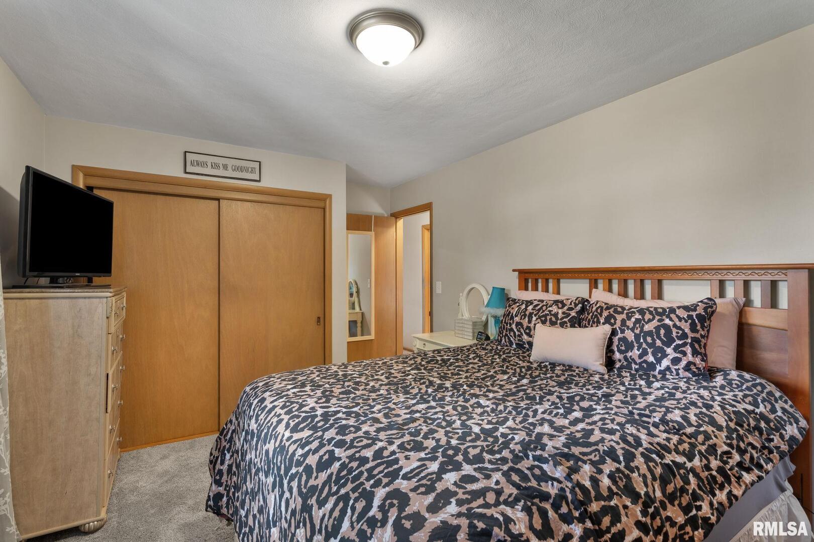 1816 40TH Street Court