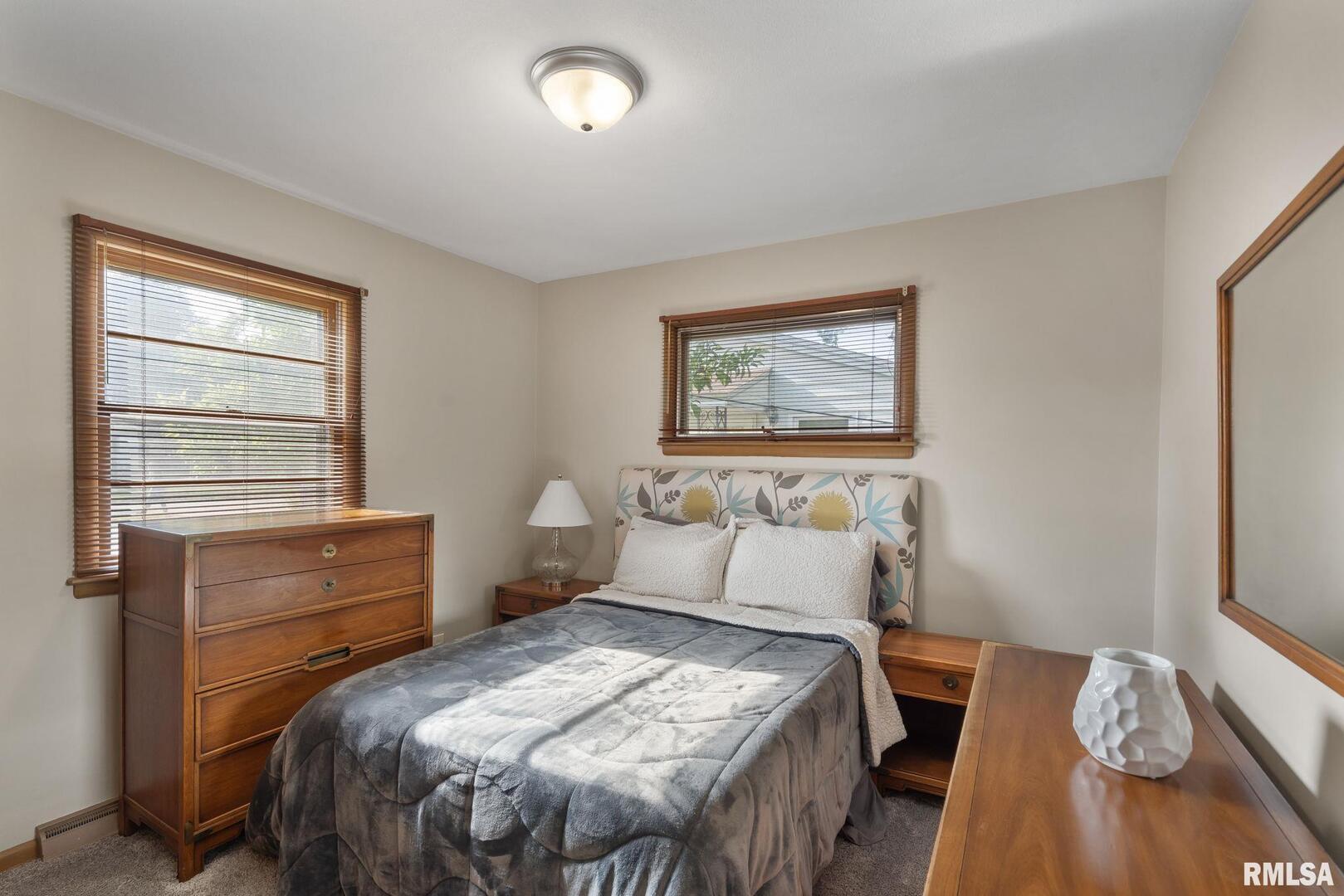 1816 40TH Street Court