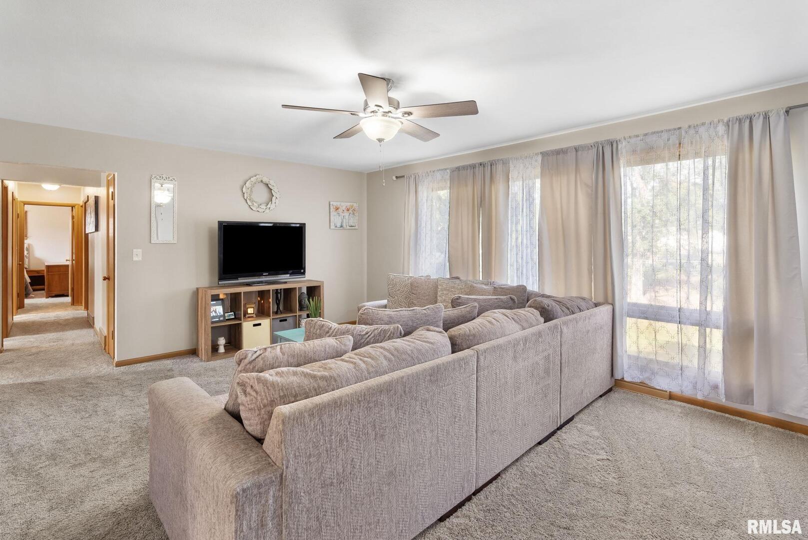 1816 40TH Street Court