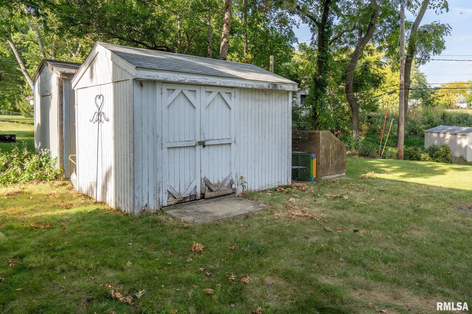 1816 40TH Street Court