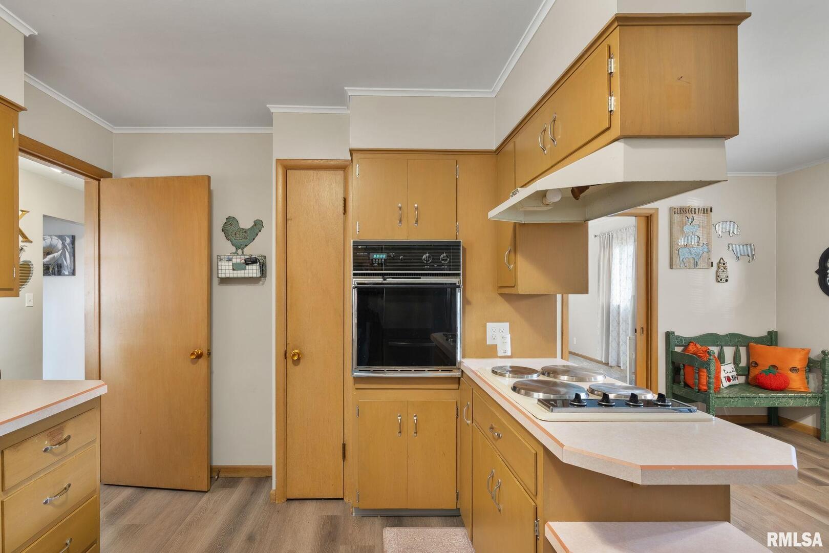 1816 40TH Street Court