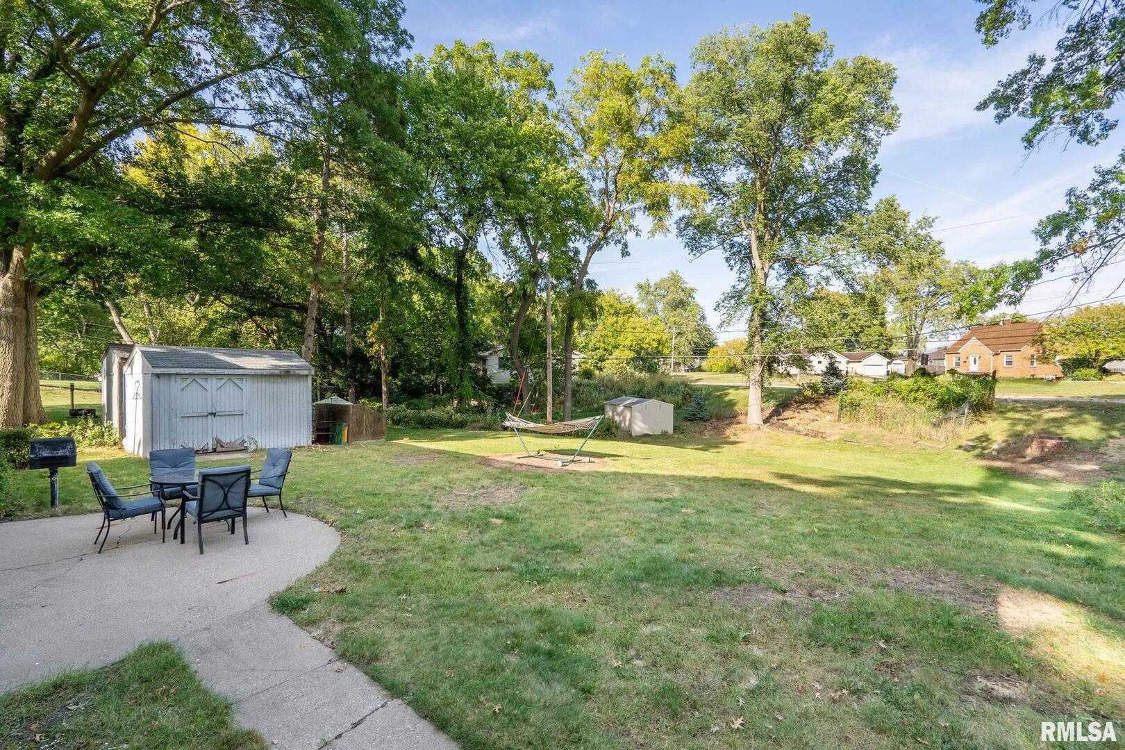 1816 40TH Street Court