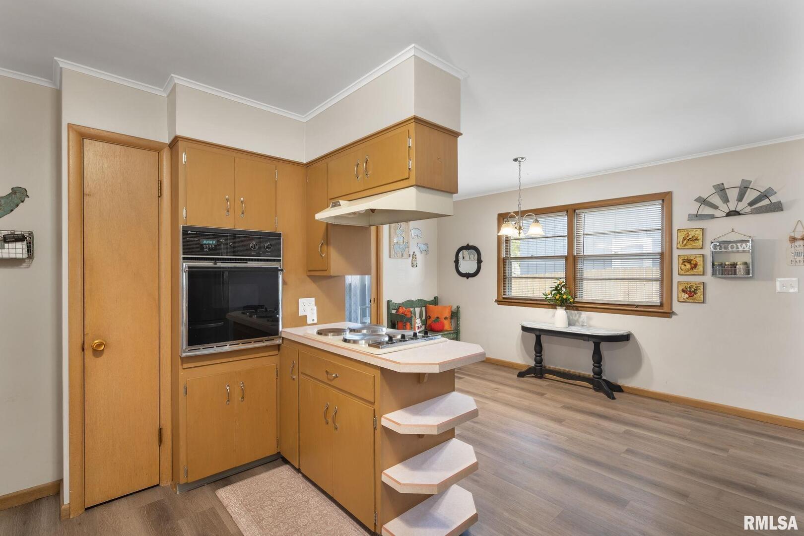 1816 40TH Street Court