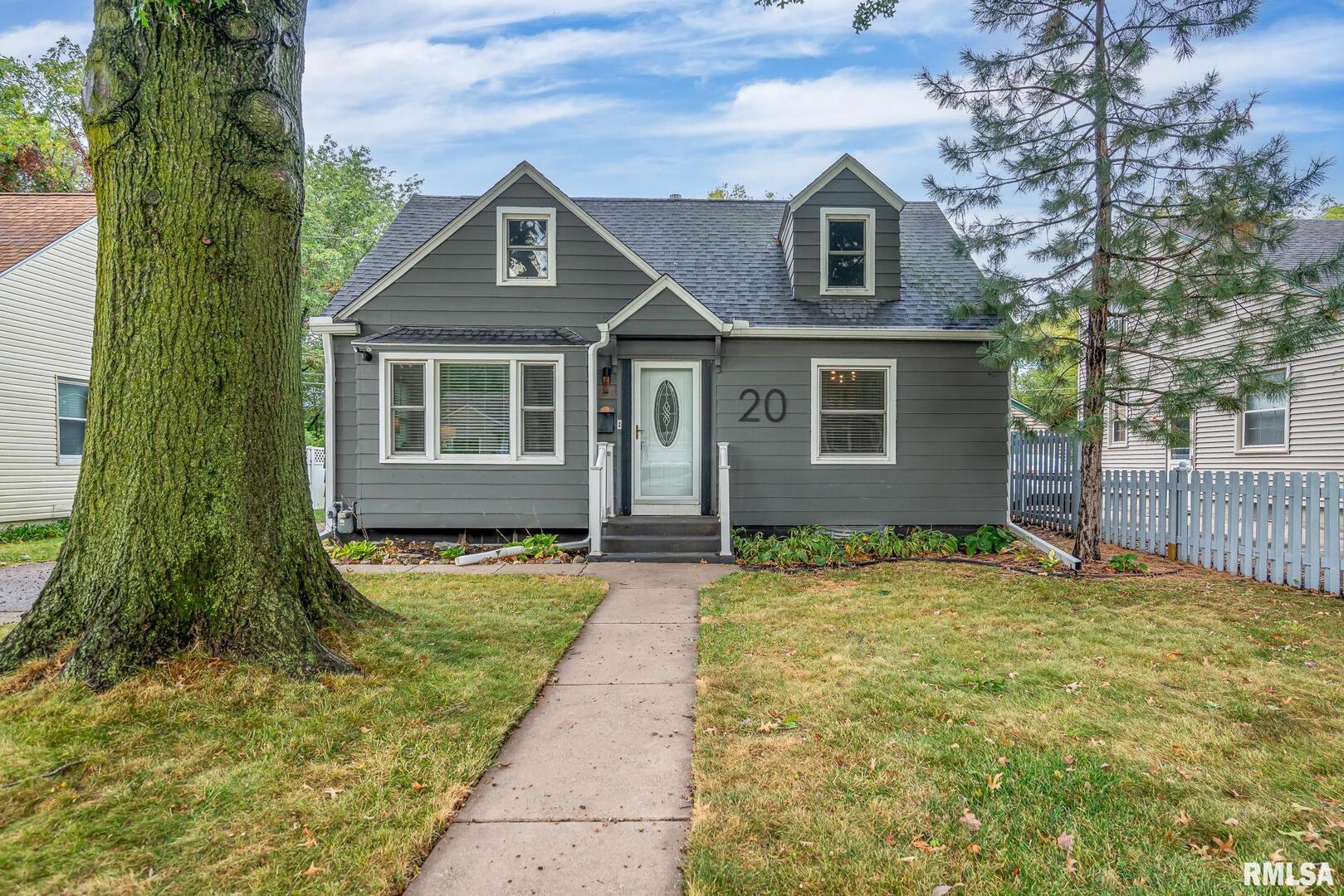 20 BLACKHAWK HILLS Court