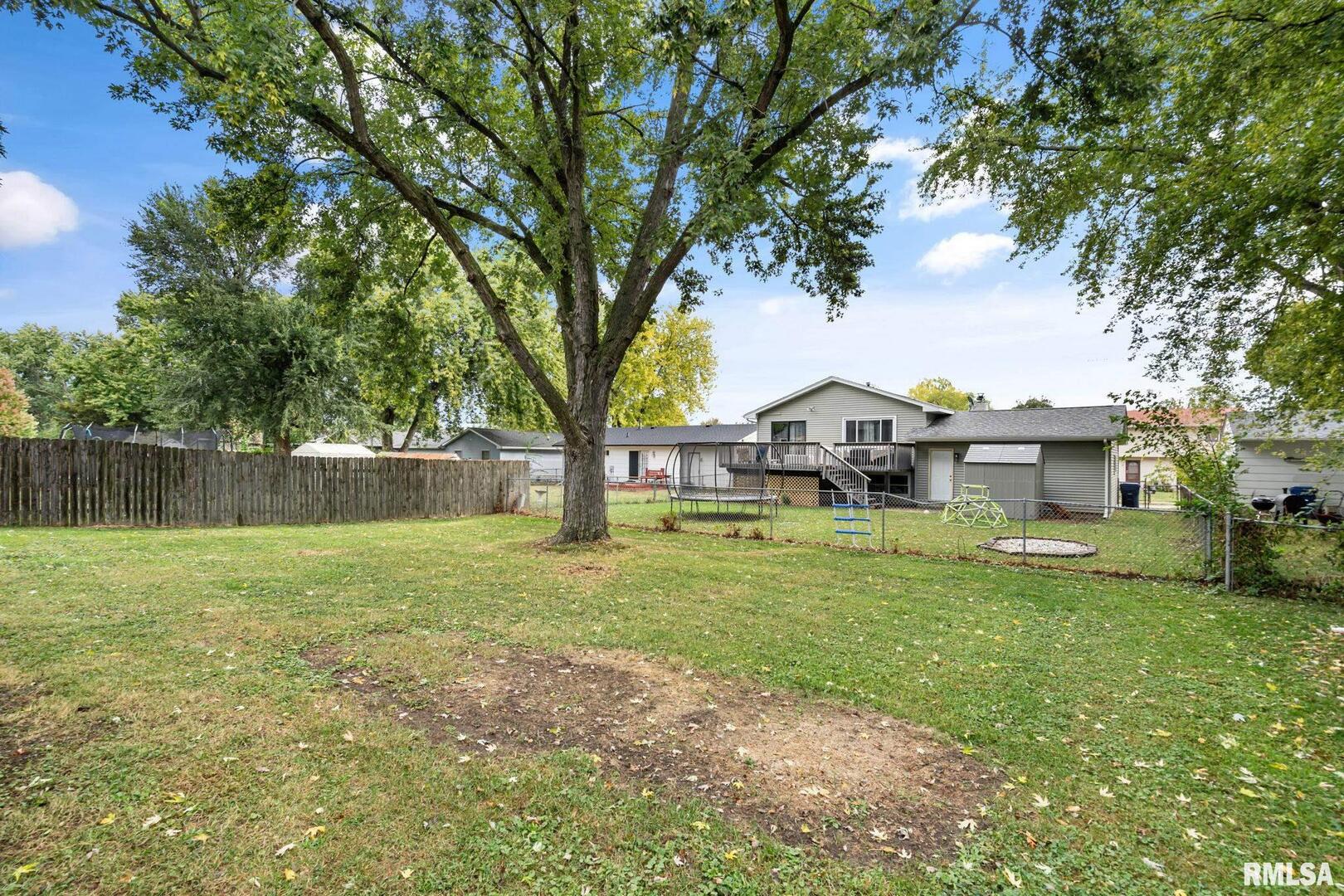 1139 CALVIN Street