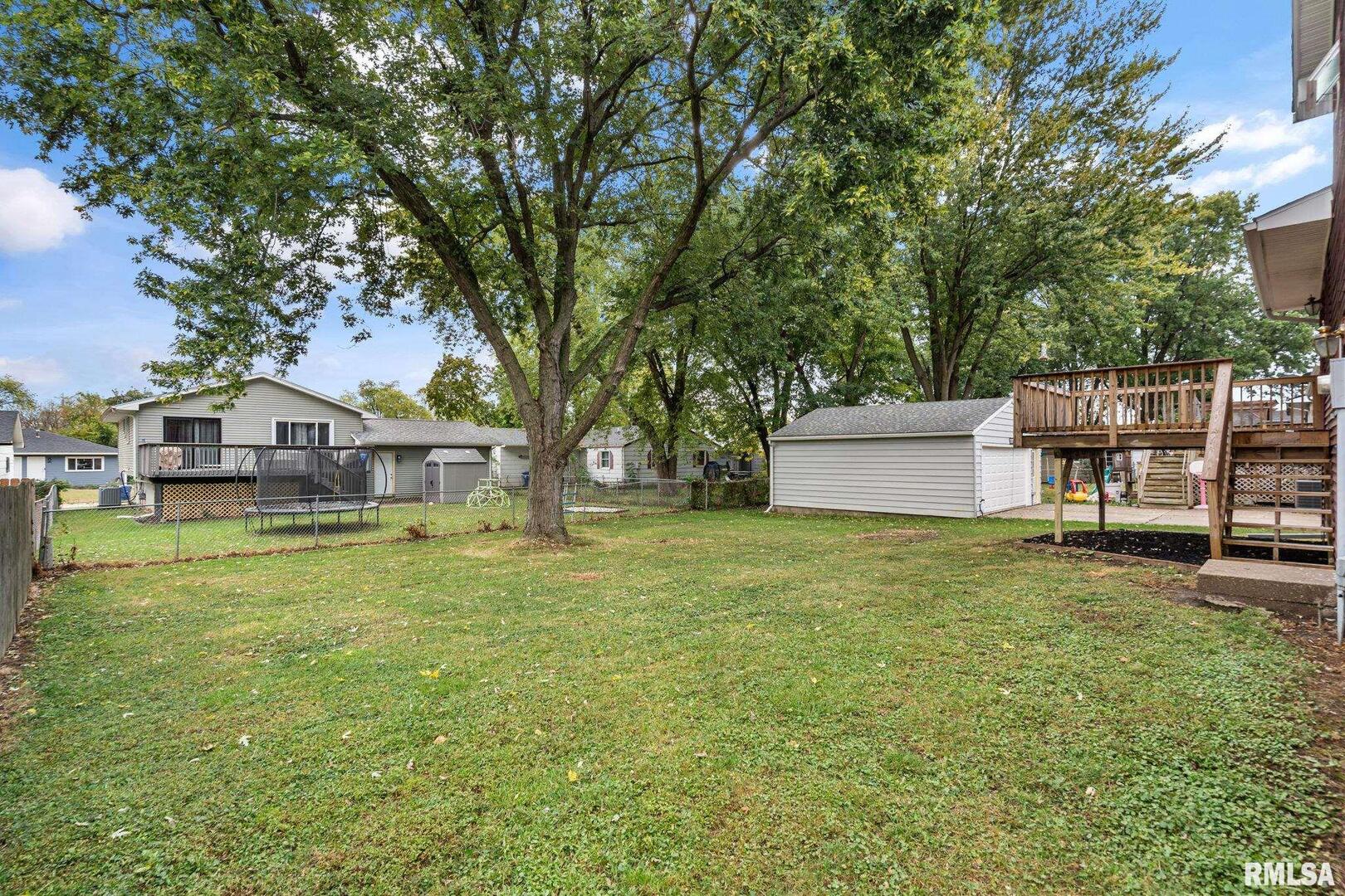 1139 CALVIN Street