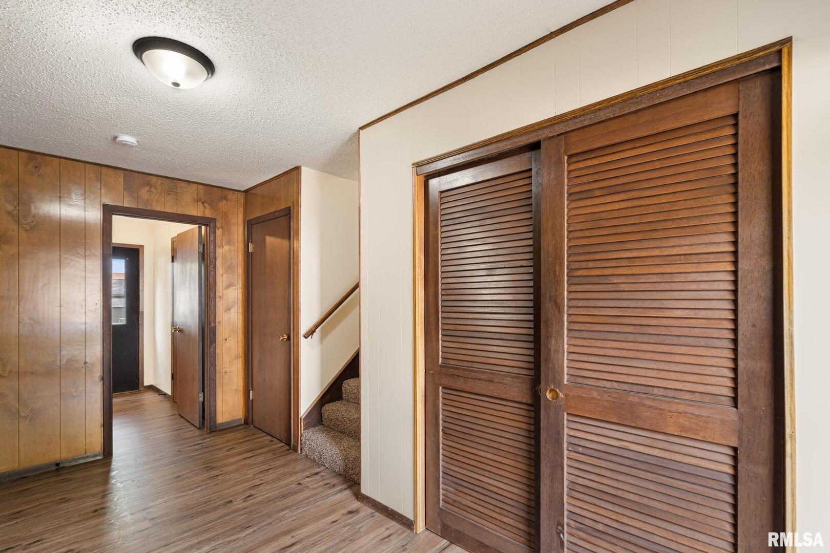 1139 CALVIN Street