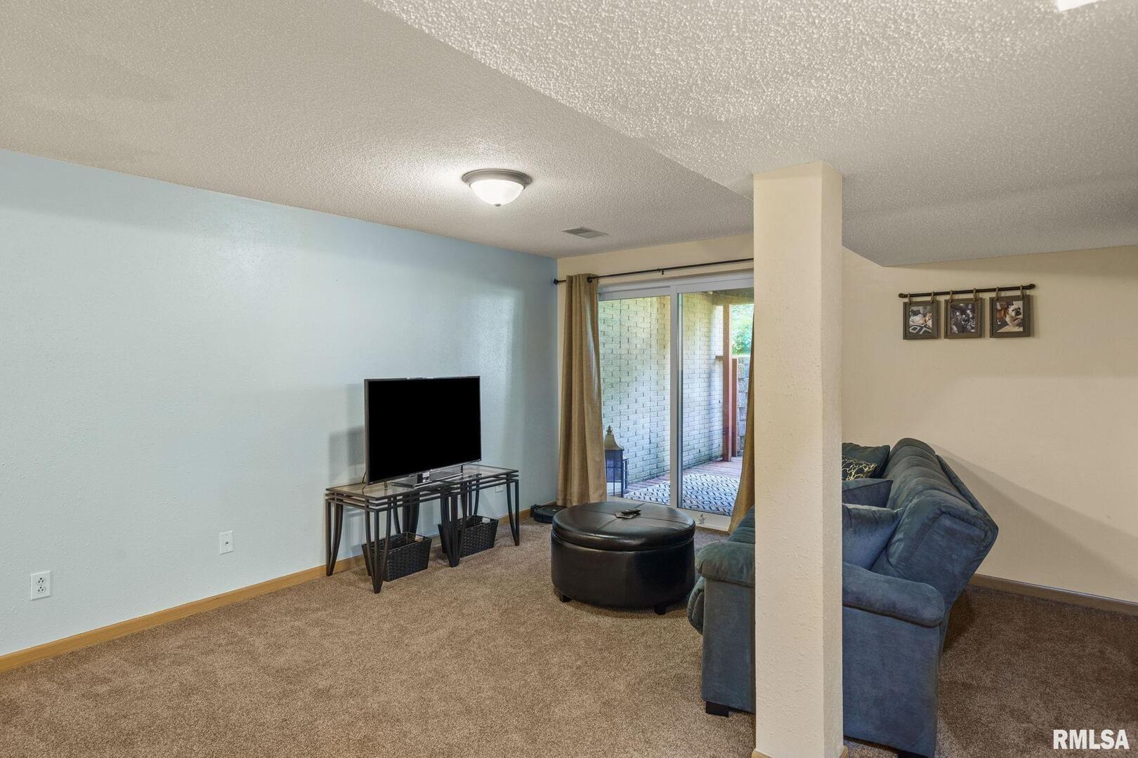 493 44TH Avenue Court