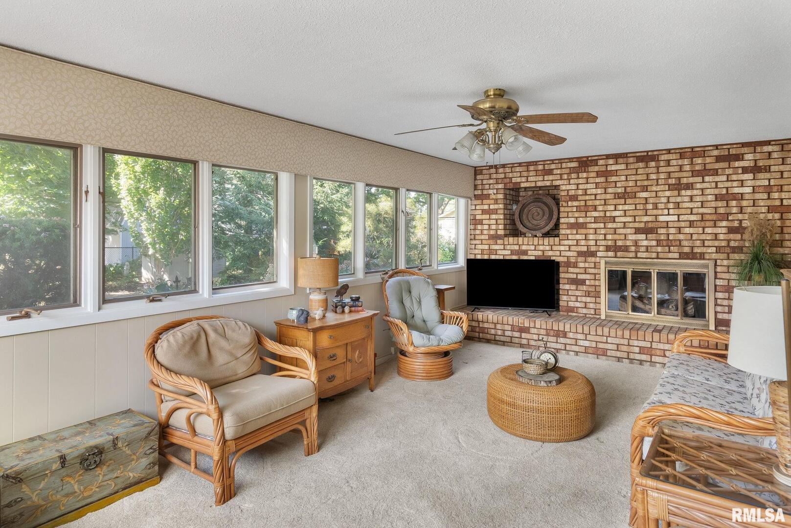 2718 FAIRHAVEN Road