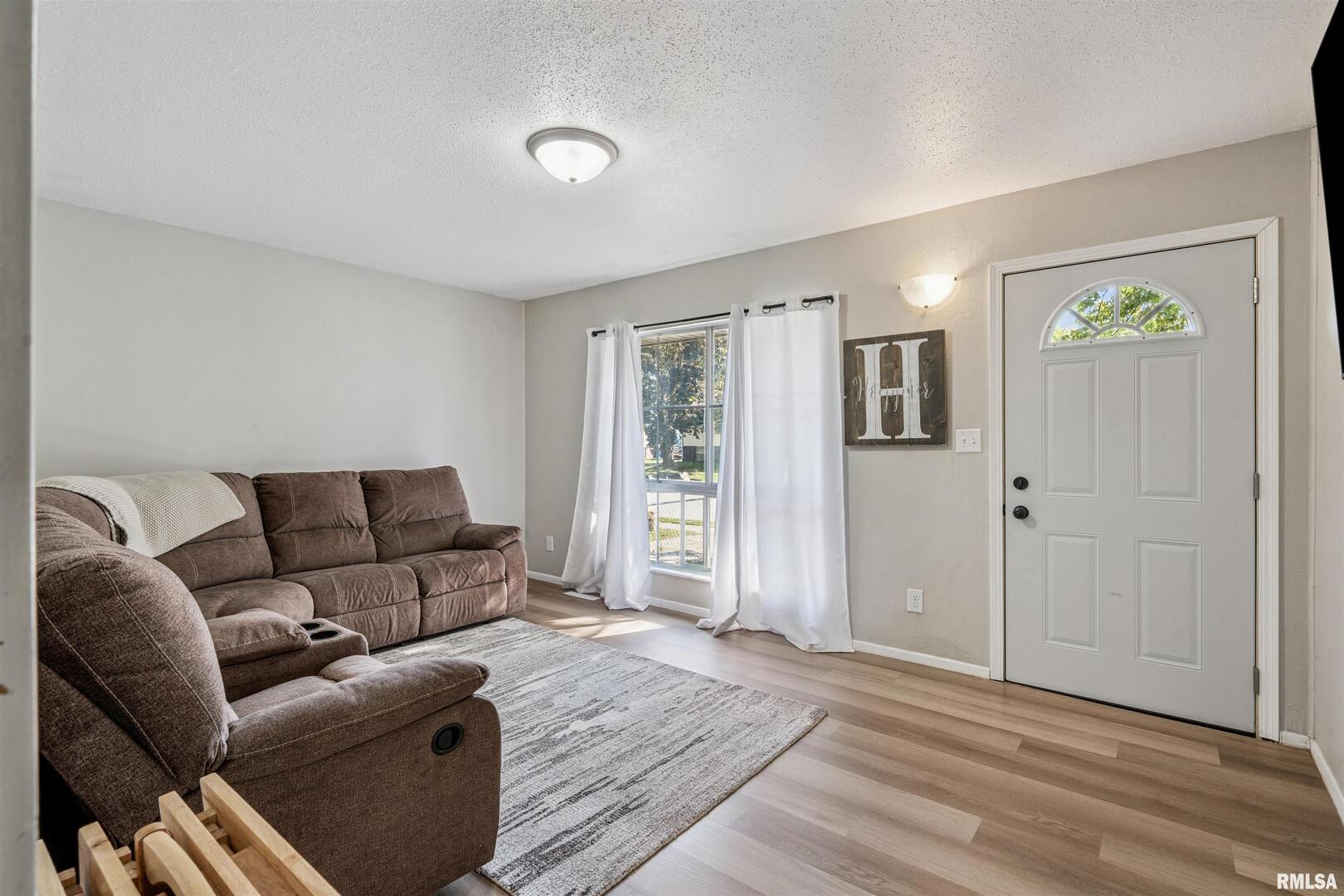 3530 W 29TH Street