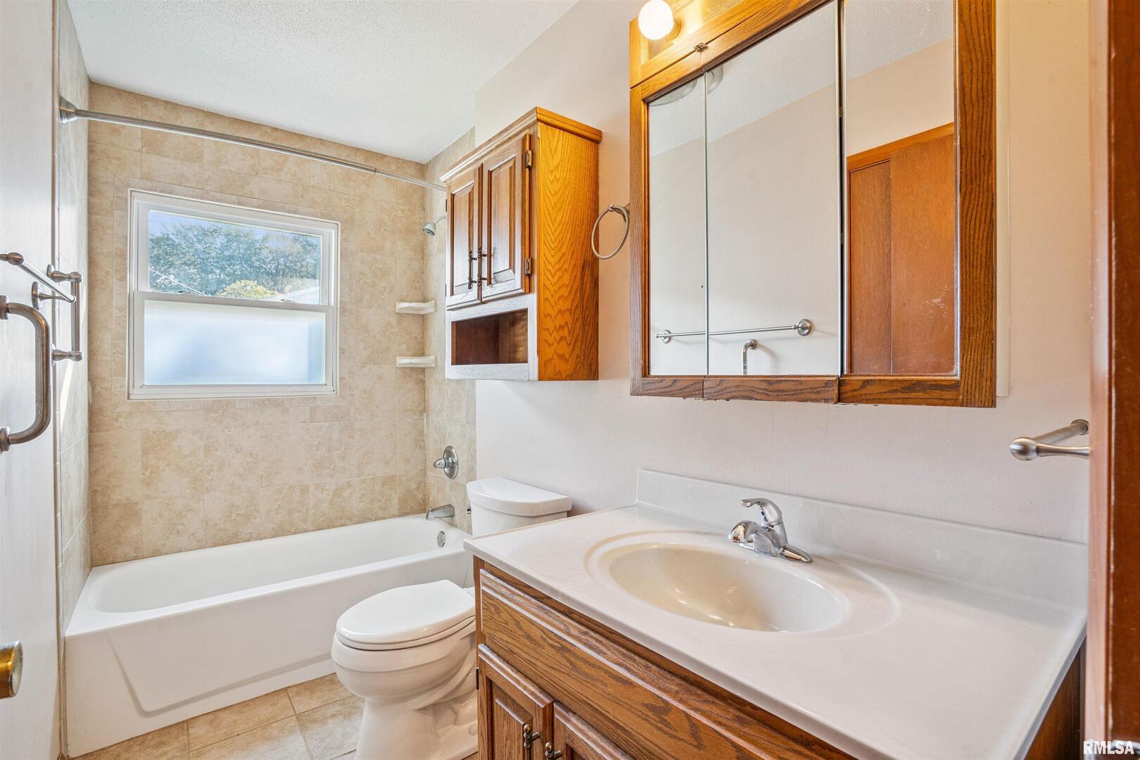 8101 8TH Street W