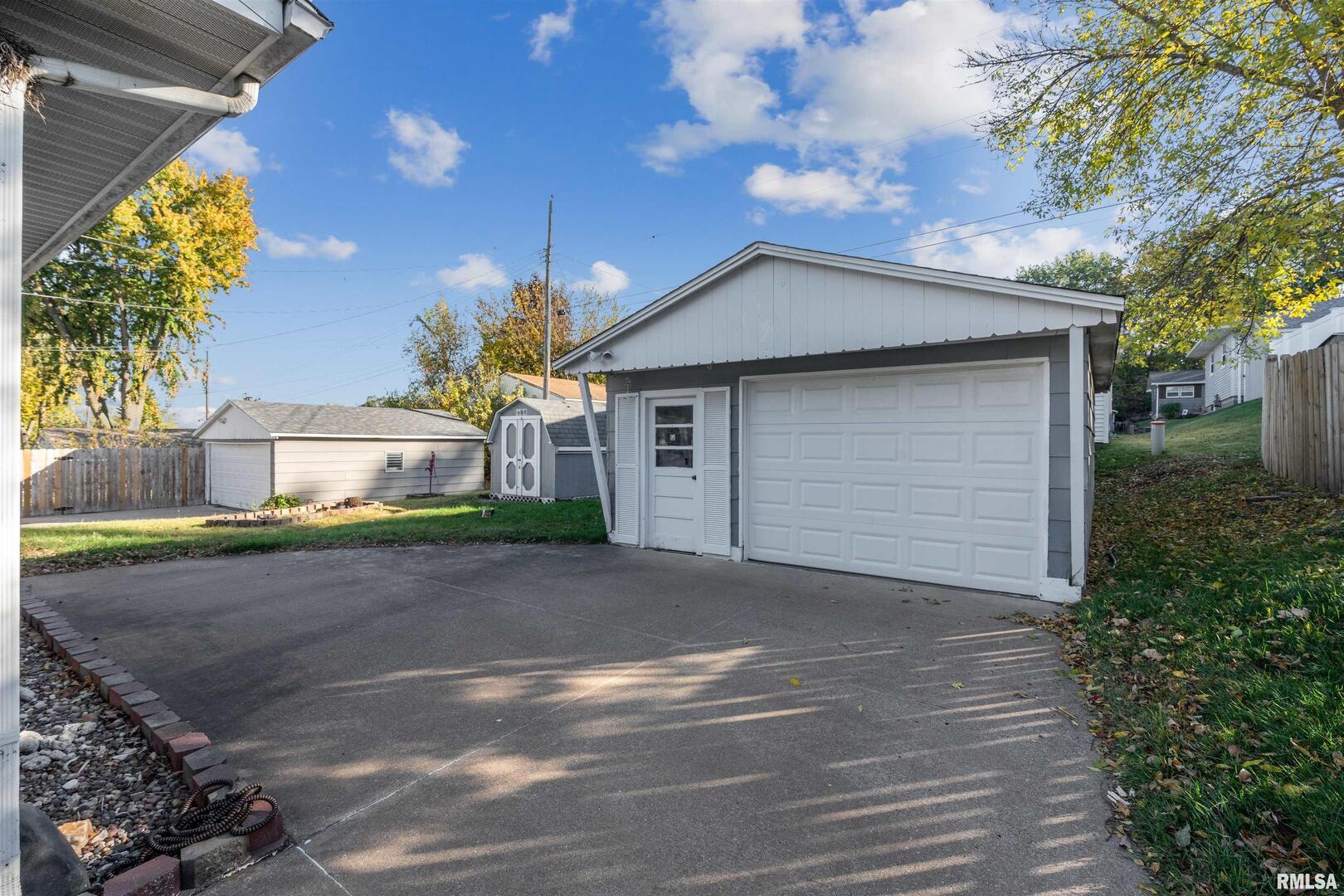 8101 8TH Street W