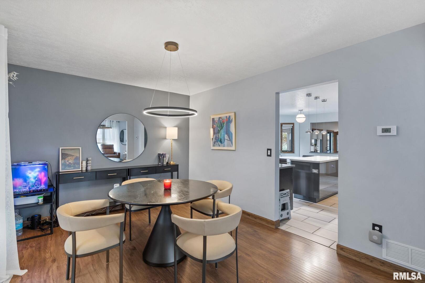 4255 APPLE VALLEY Drive