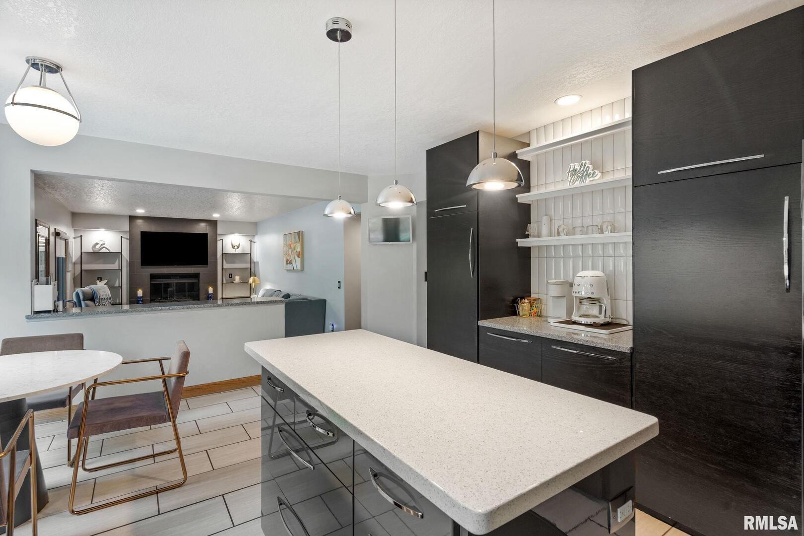 4255 APPLE VALLEY Drive