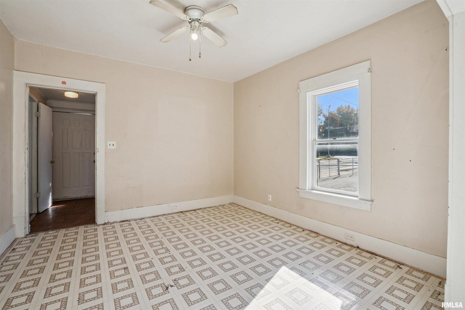 1509 KENNEDY Drive