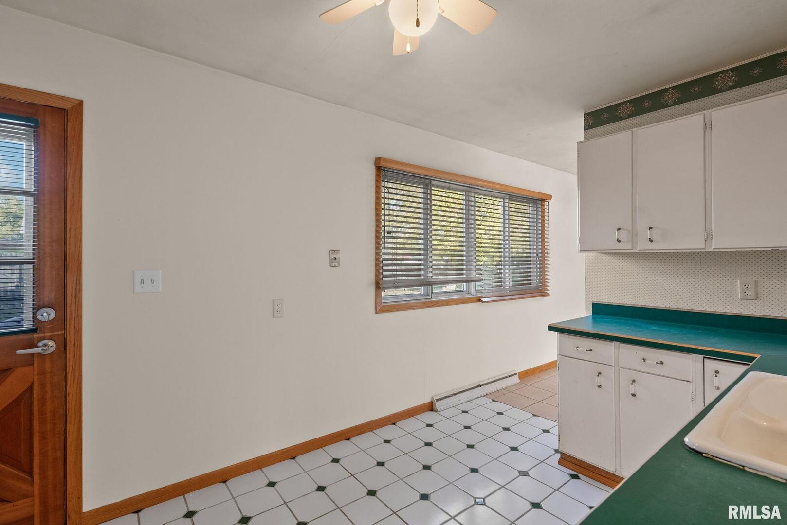 1212 Meadow Lane Drive