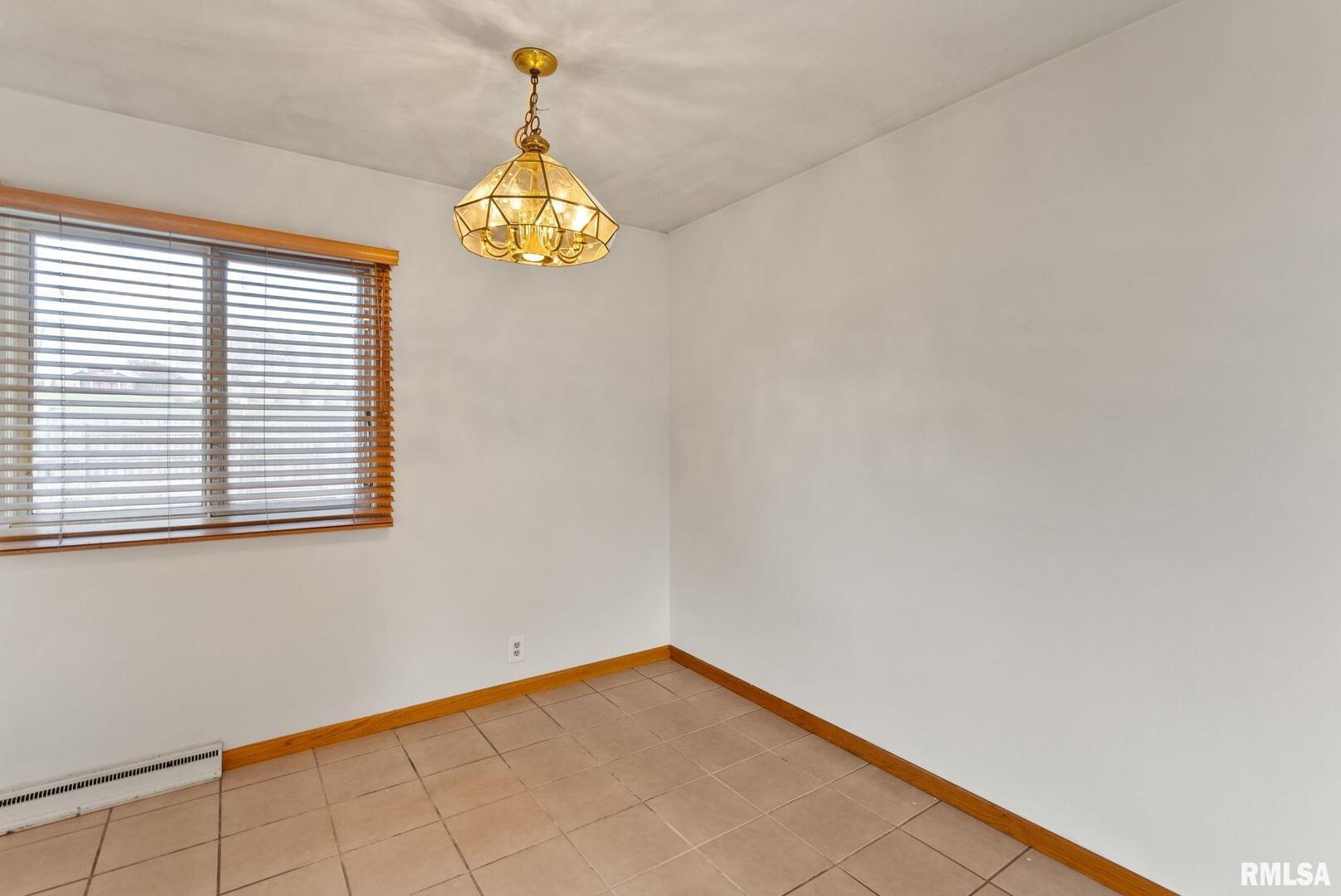 1212 Meadow Lane Drive