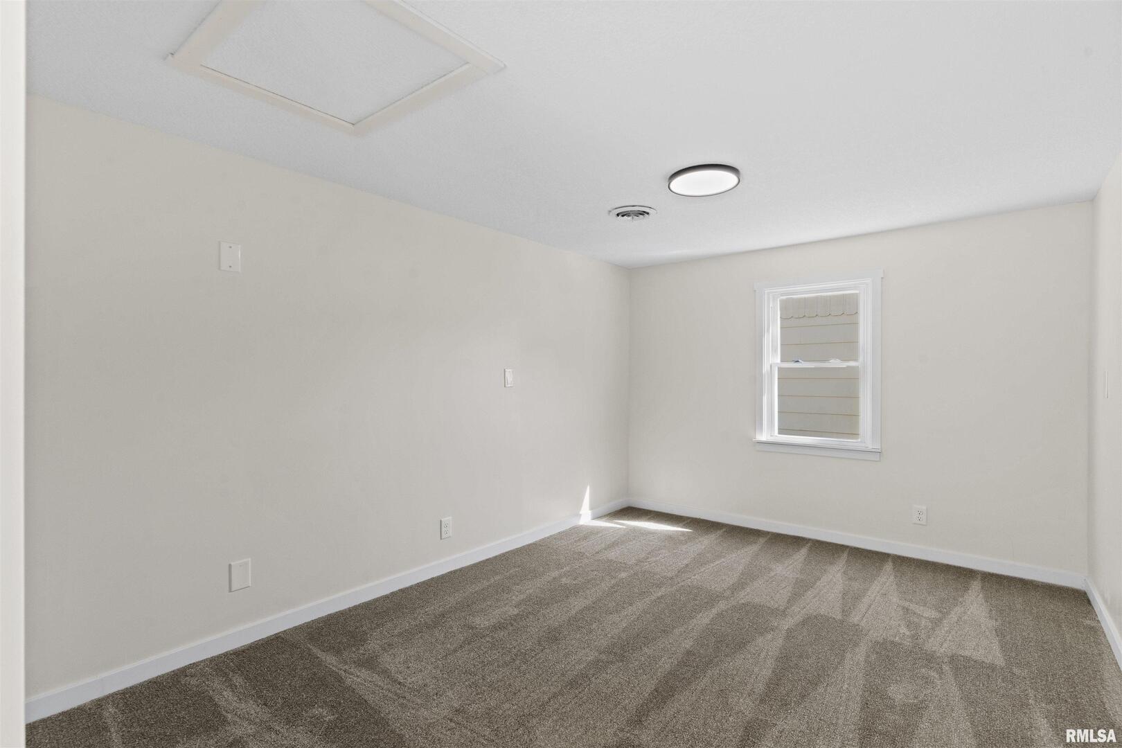 1501 43RD Street