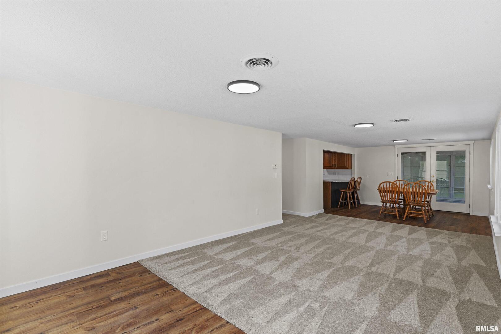 1501 43RD Street