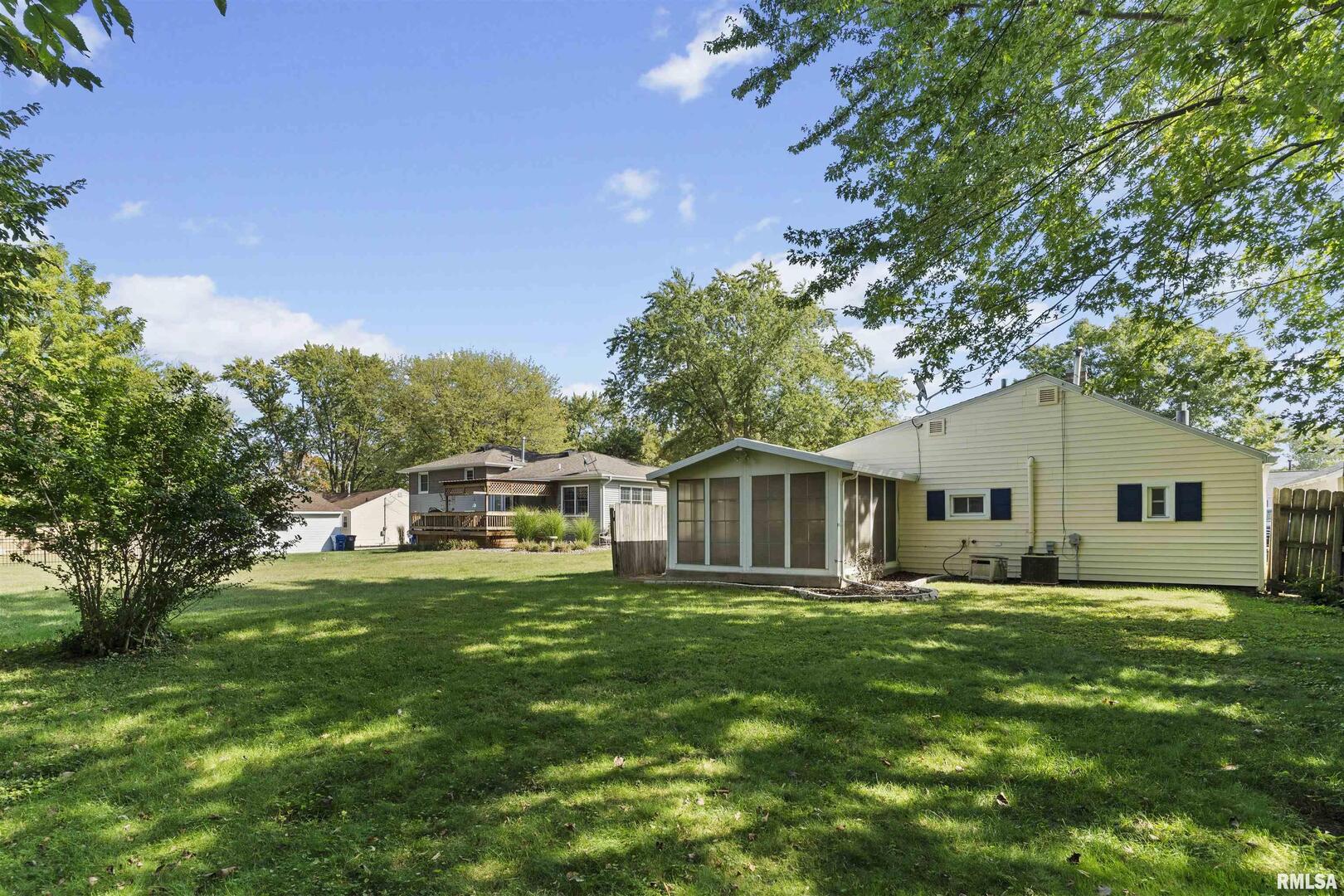 1501 43RD Street