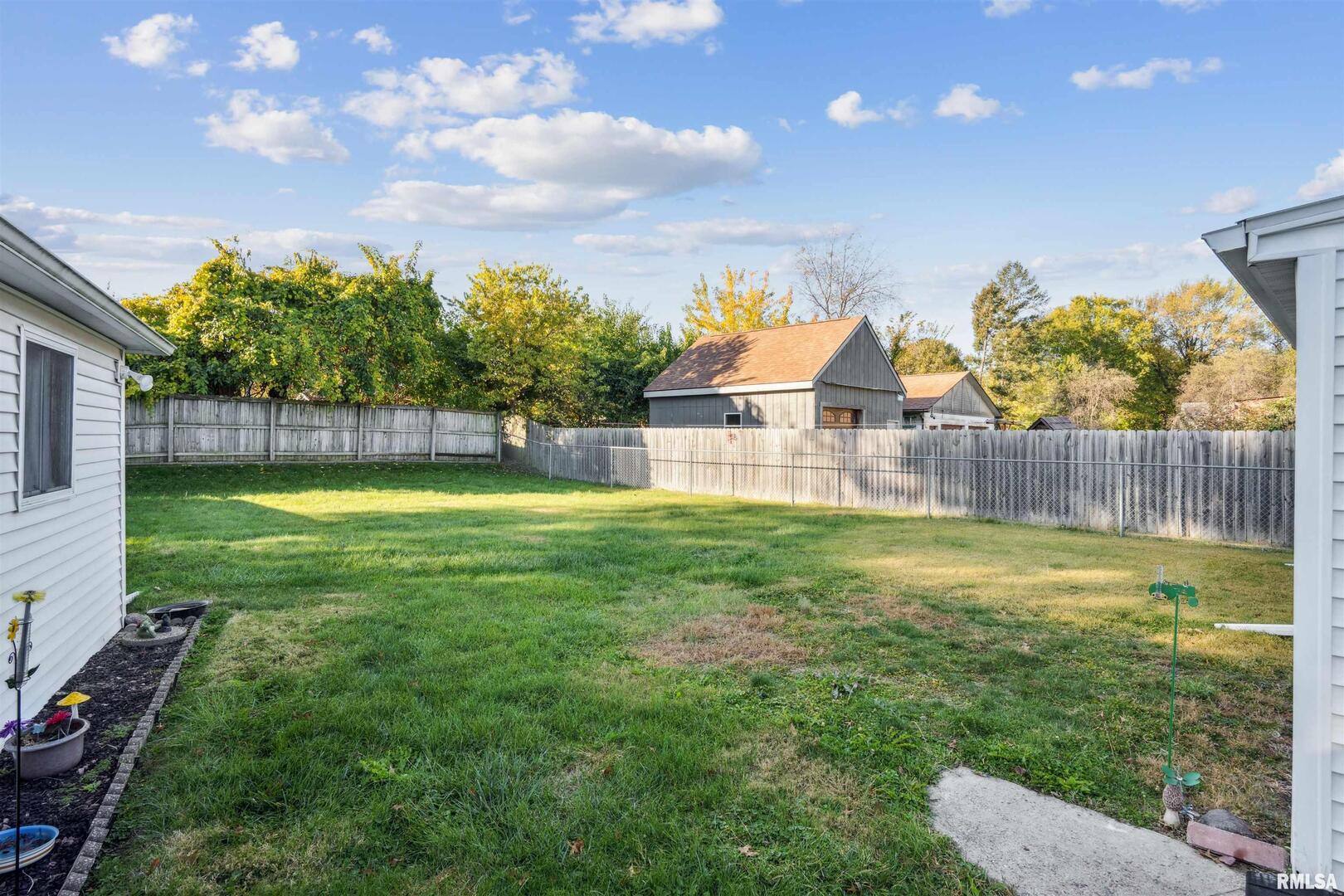 34 SUBURBAN HEIGHTS Road