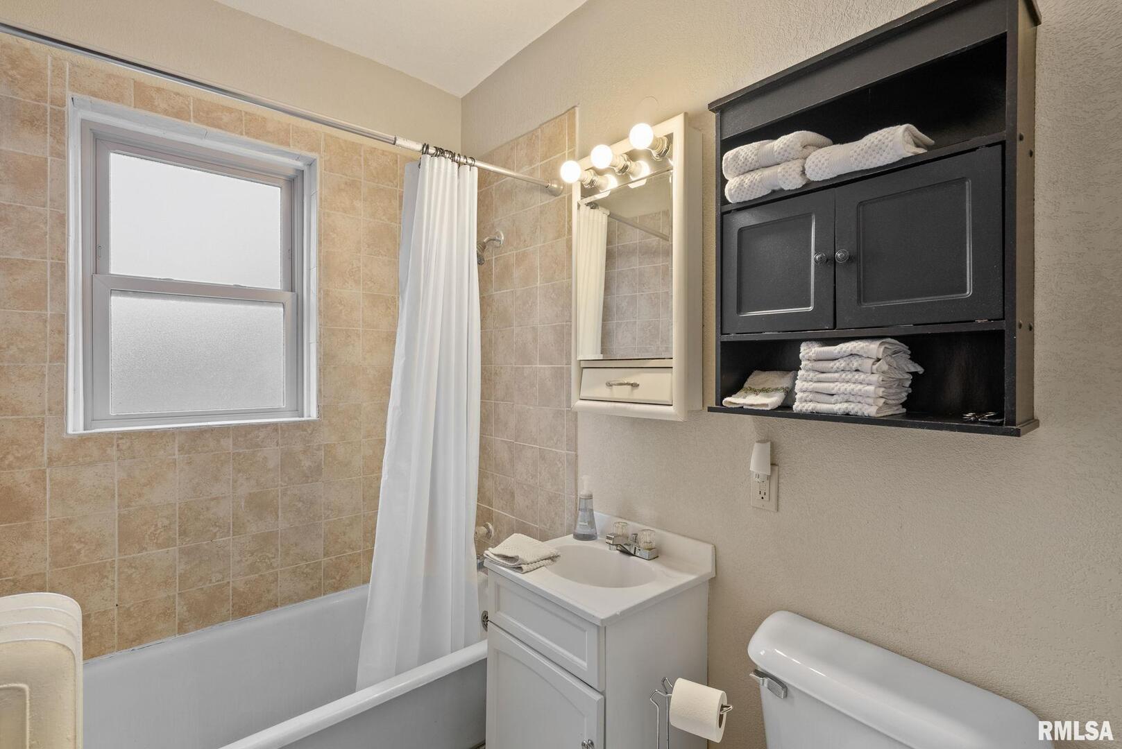 2506 HARRISON Street Unit: 2E
