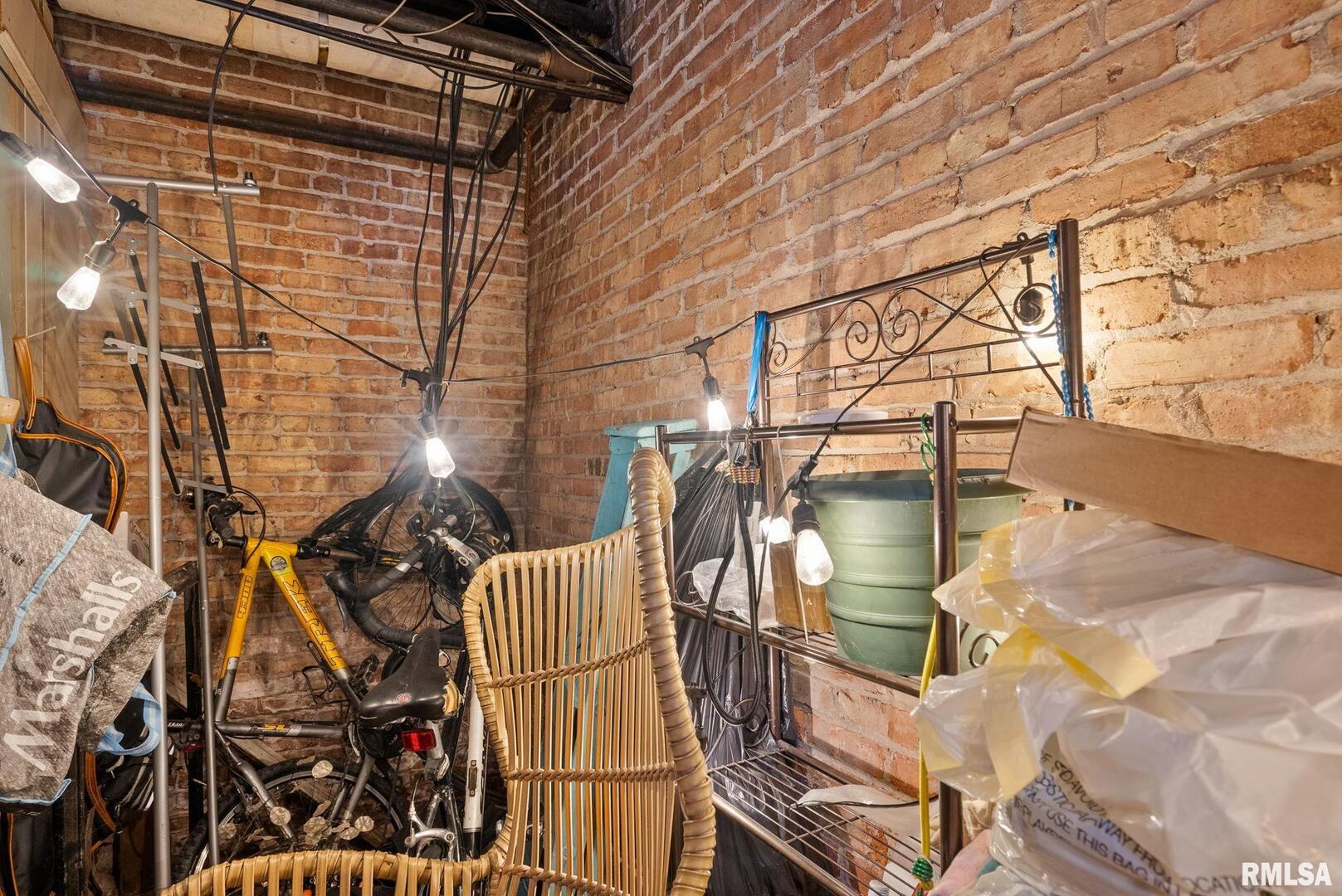 2506 HARRISON Street Unit: 2E