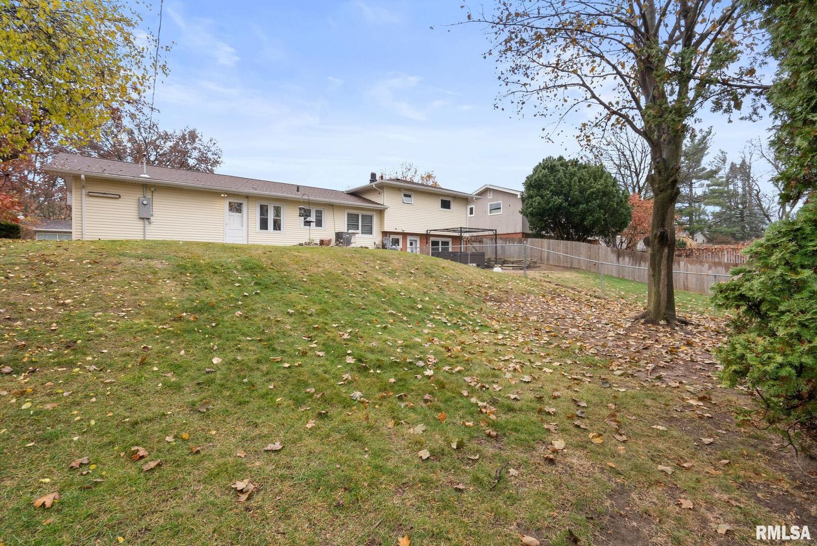 9 PARKWOOD Drive