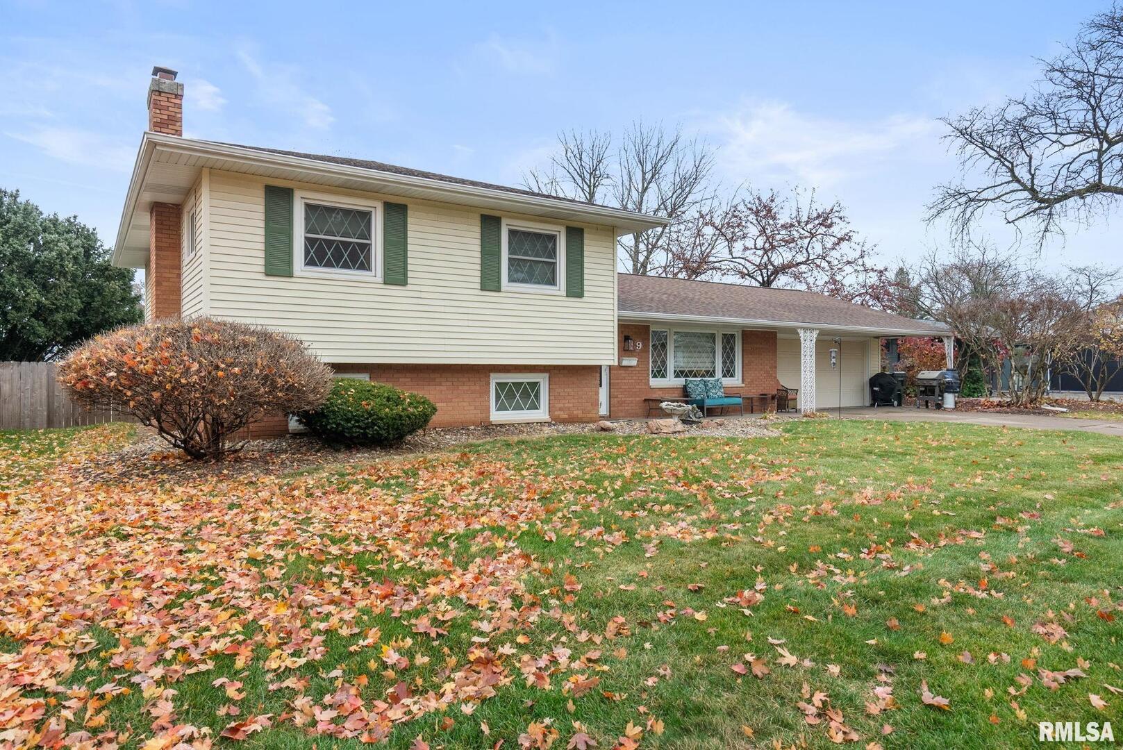 9 PARKWOOD Drive