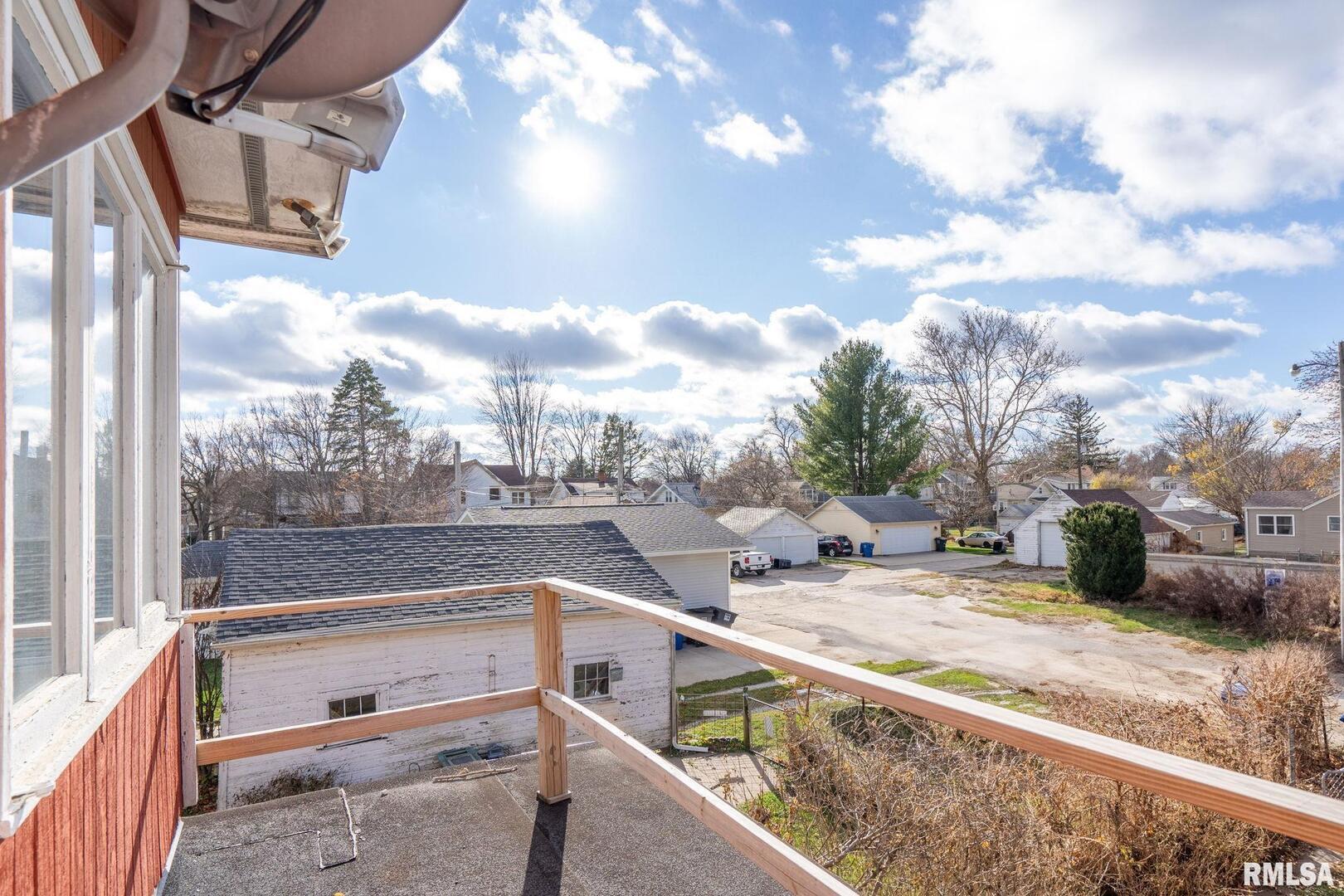 2709 16TH Street