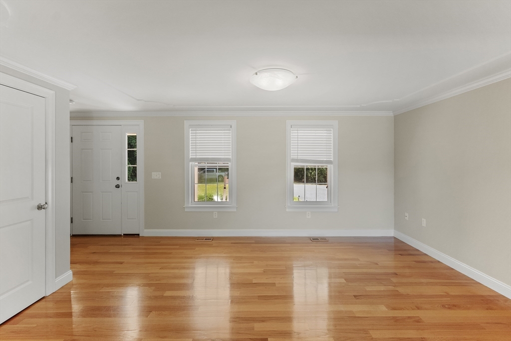 475 Ship Pond Rd