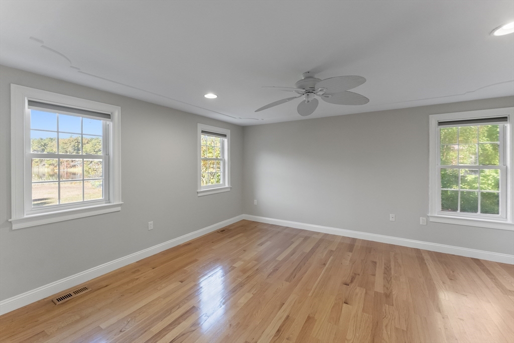 475 Ship Pond Rd