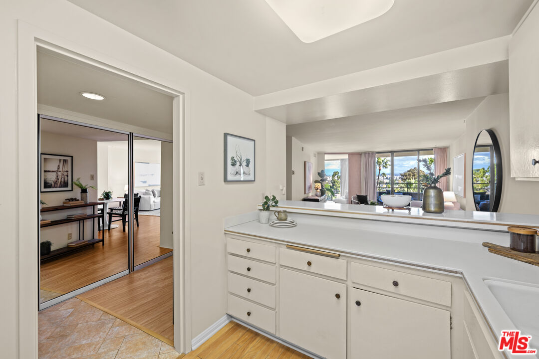 4337 Marina City Drive Unit: 347