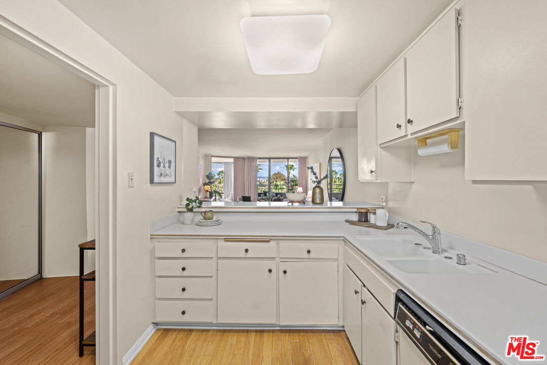 4337 Marina City Drive Unit: 347