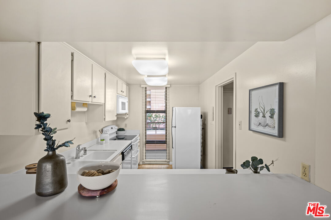 4337 Marina City Drive Unit: 347