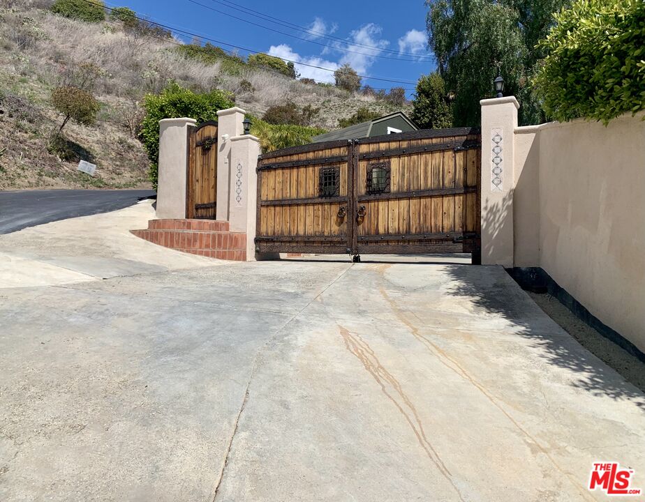 22001 Pacific Coast Hwy Unit: GH