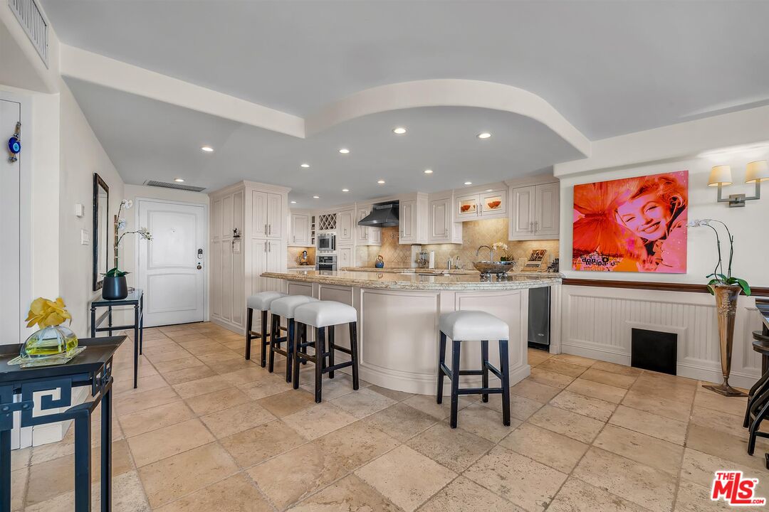 4314 Marina City Dr Unit: 720