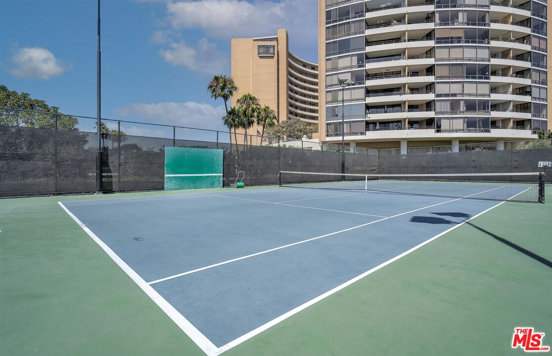 4314 Marina City Dr Unit: 720