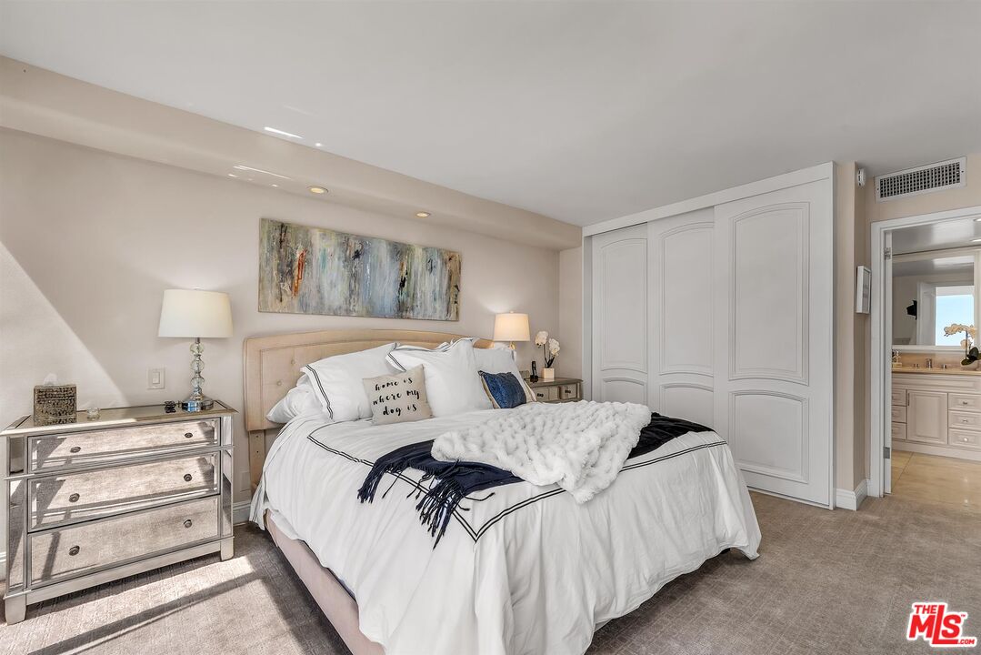4314 Marina City Dr Unit: 720