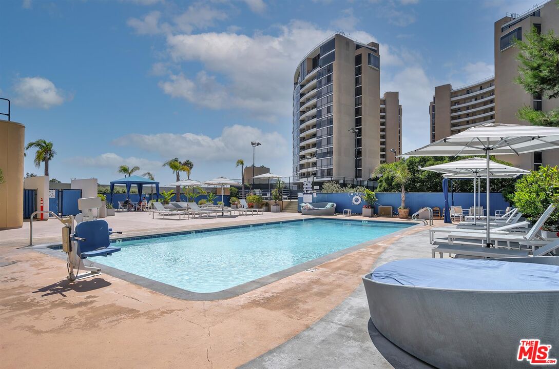 4314 Marina City Dr Unit: 720