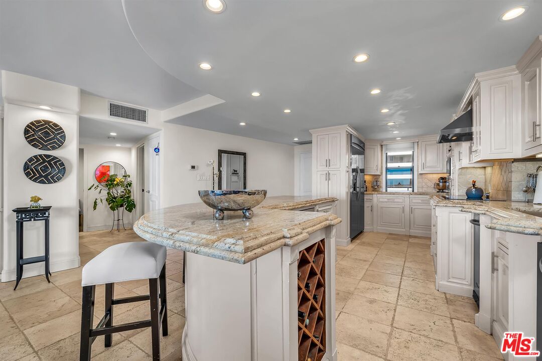 4314 Marina City Dr Unit: 720