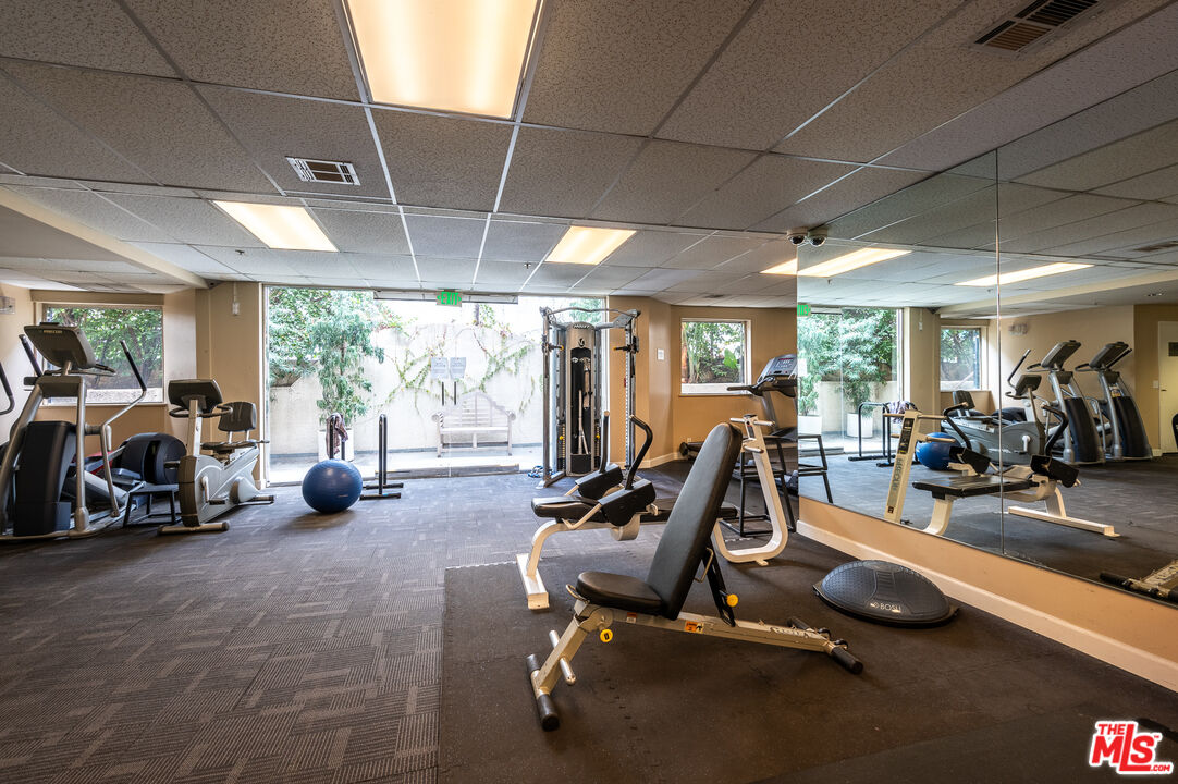 620 S Gramercy Pl Unit: 431